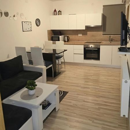 Apartmani Baotic Zupanja Exterior foto