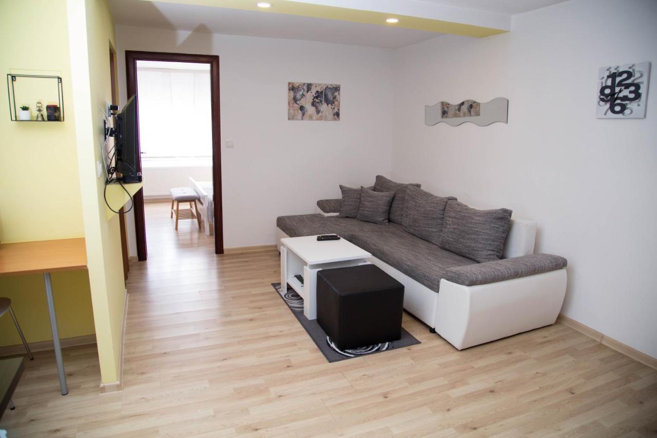 Apartmani Baotic Zupanja Exterior foto